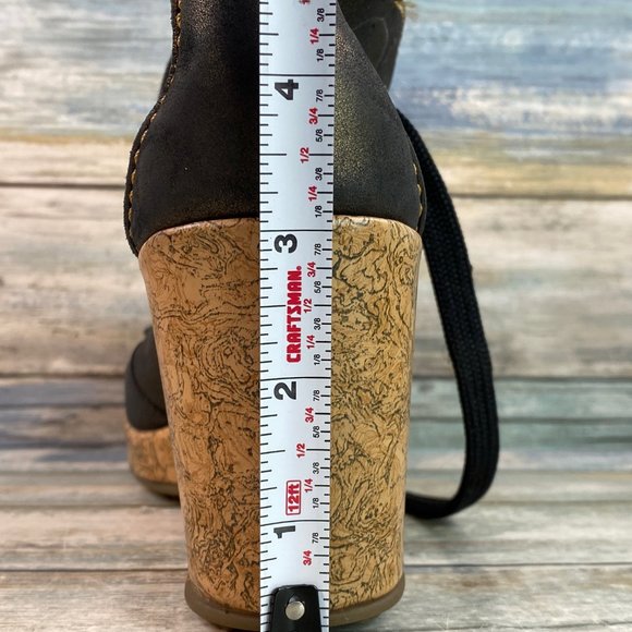 Timberland Black/Gold Metallic Soft Leather Wedge Heel Lace Up Ankle Boots - Picture 10 of 13